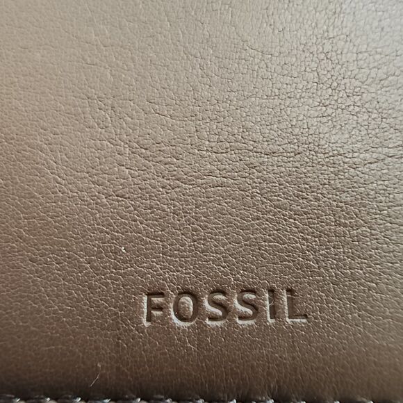 Fossil Brown Wallet - Picture 4 of 7